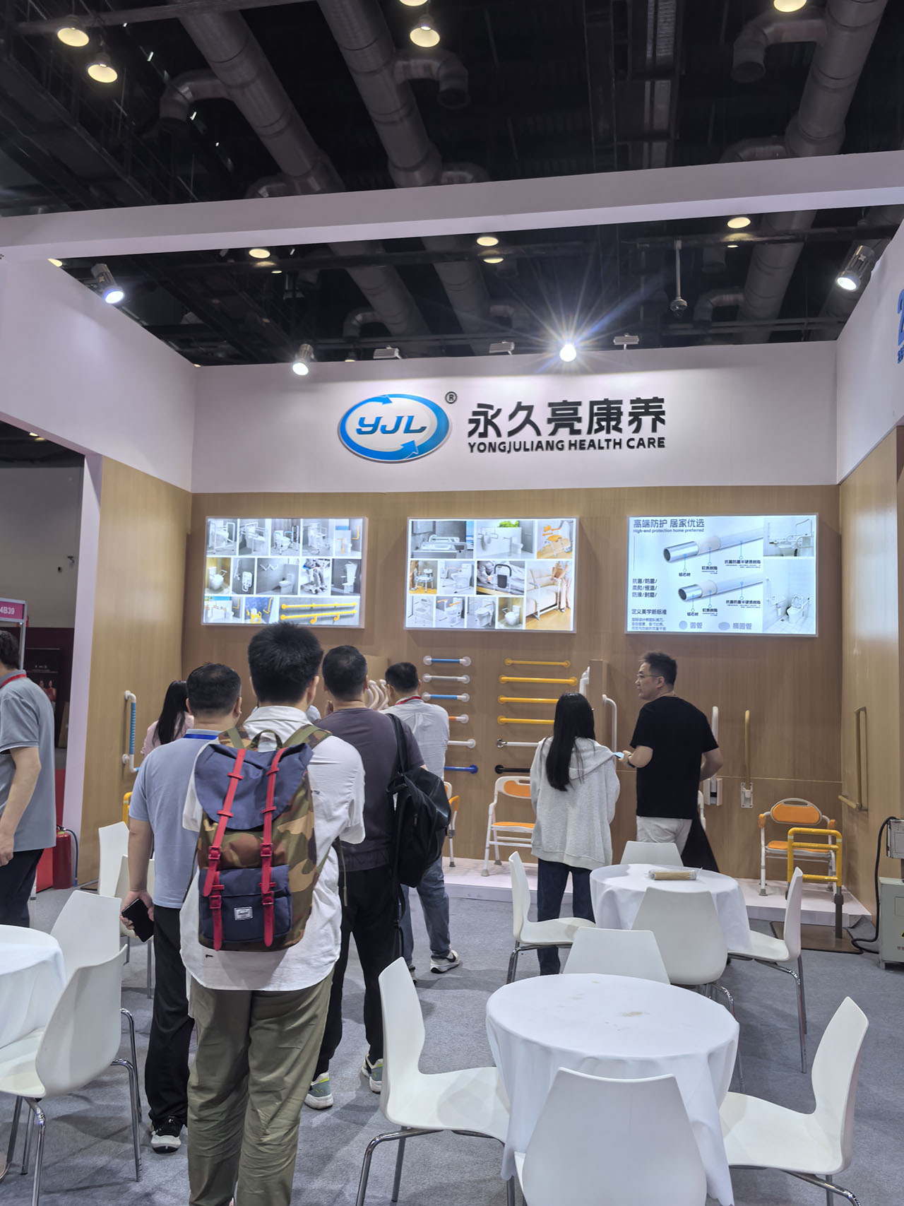 bd6eae56b4cd331503692233e961ac1.jpg